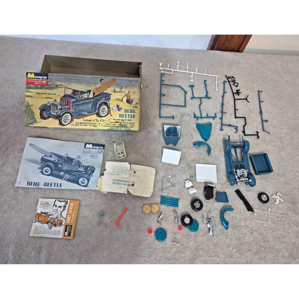 Monogram Blue Beetle 1929 Ford Pickup 1:24 Plastic Model Kit Vintage PC93-149